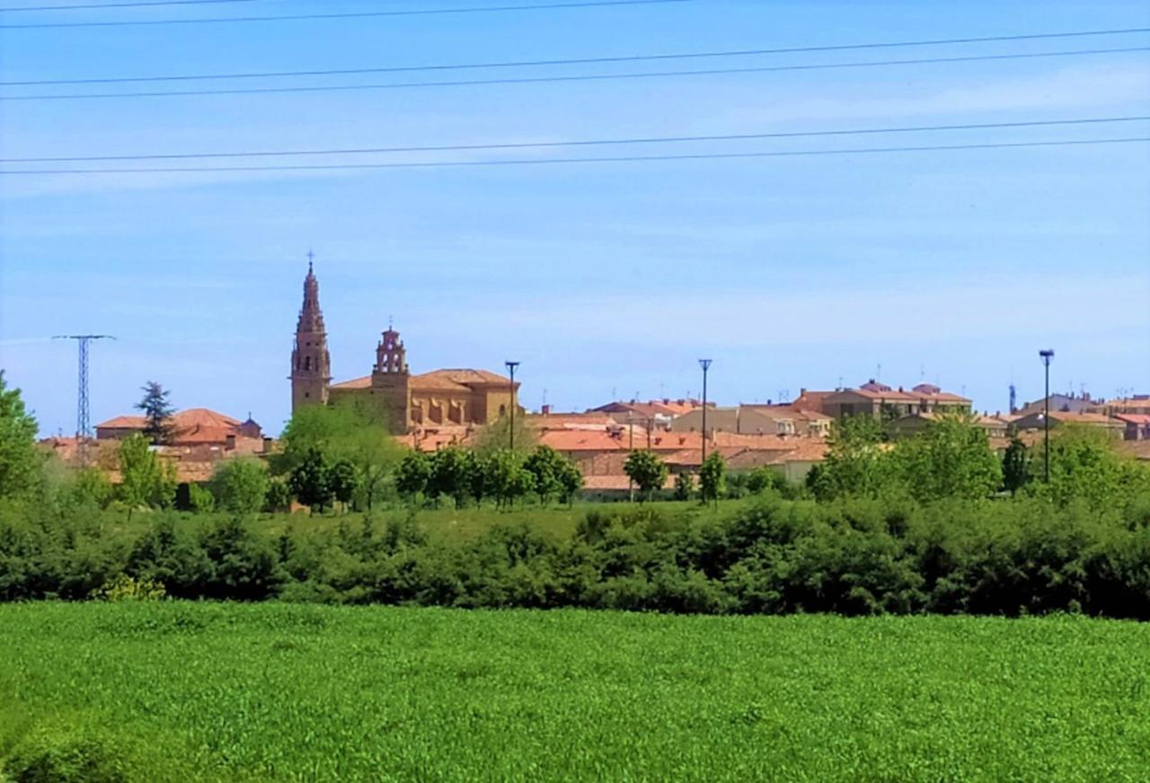 Parador De Santo Domingo De La Calzada Luaran gambar