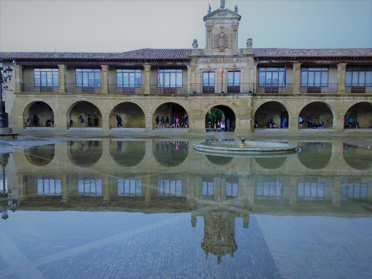 Parador De Santo Domingo De La Calzada Luaran gambar