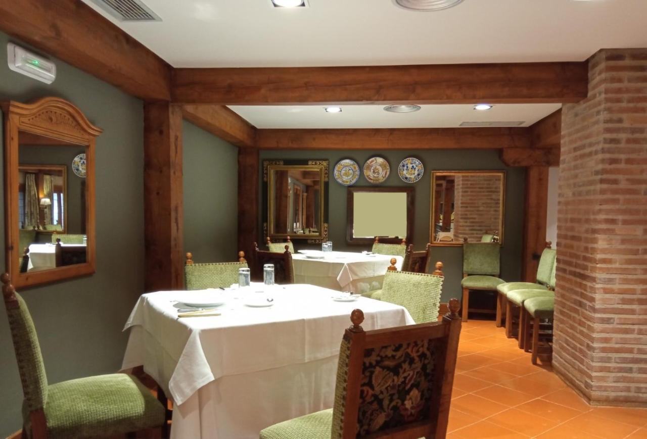 Parador De Santo Domingo De La Calzada Luaran gambar