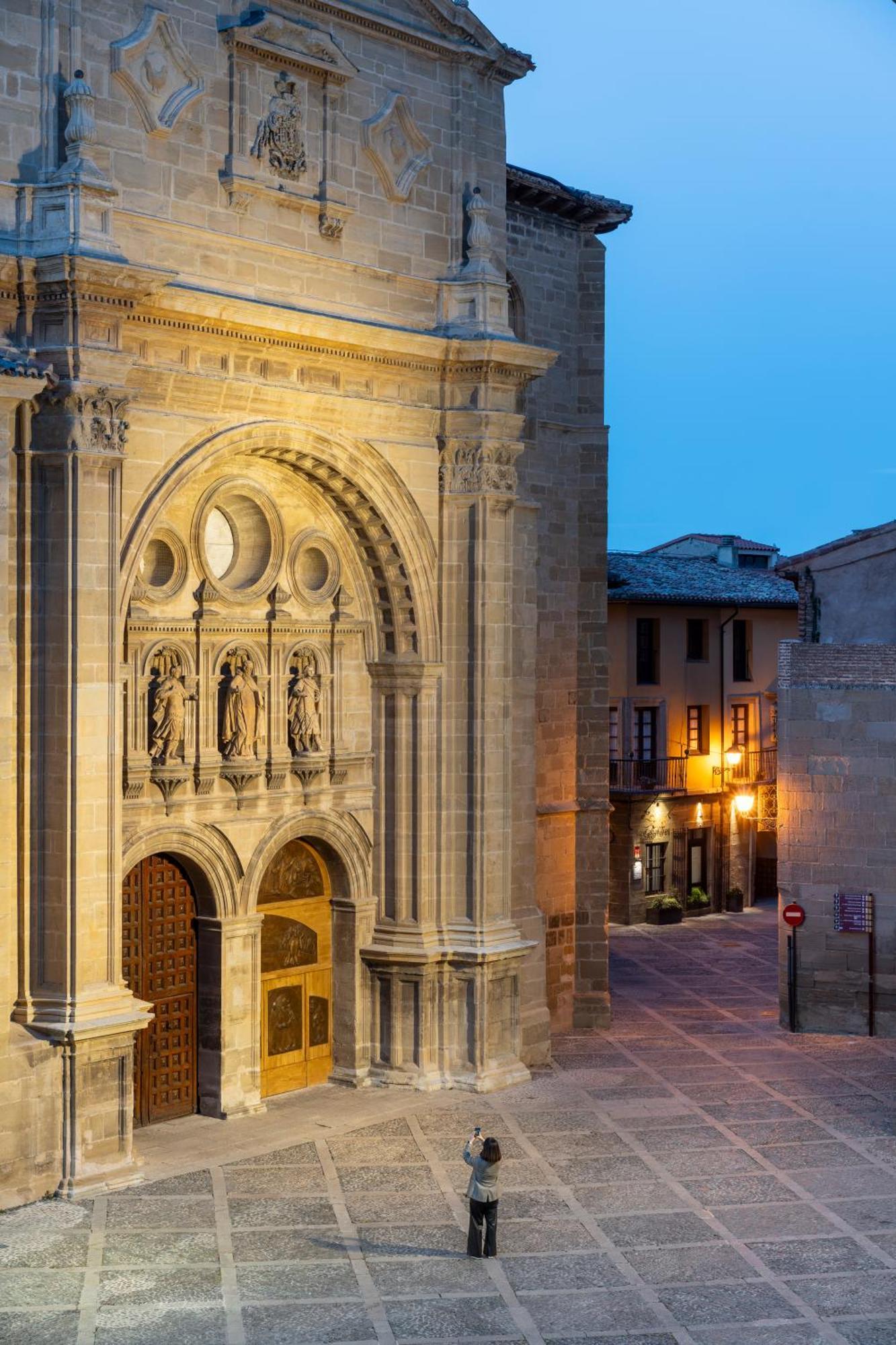 Parador De Santo Domingo De La Calzada Luaran gambar
