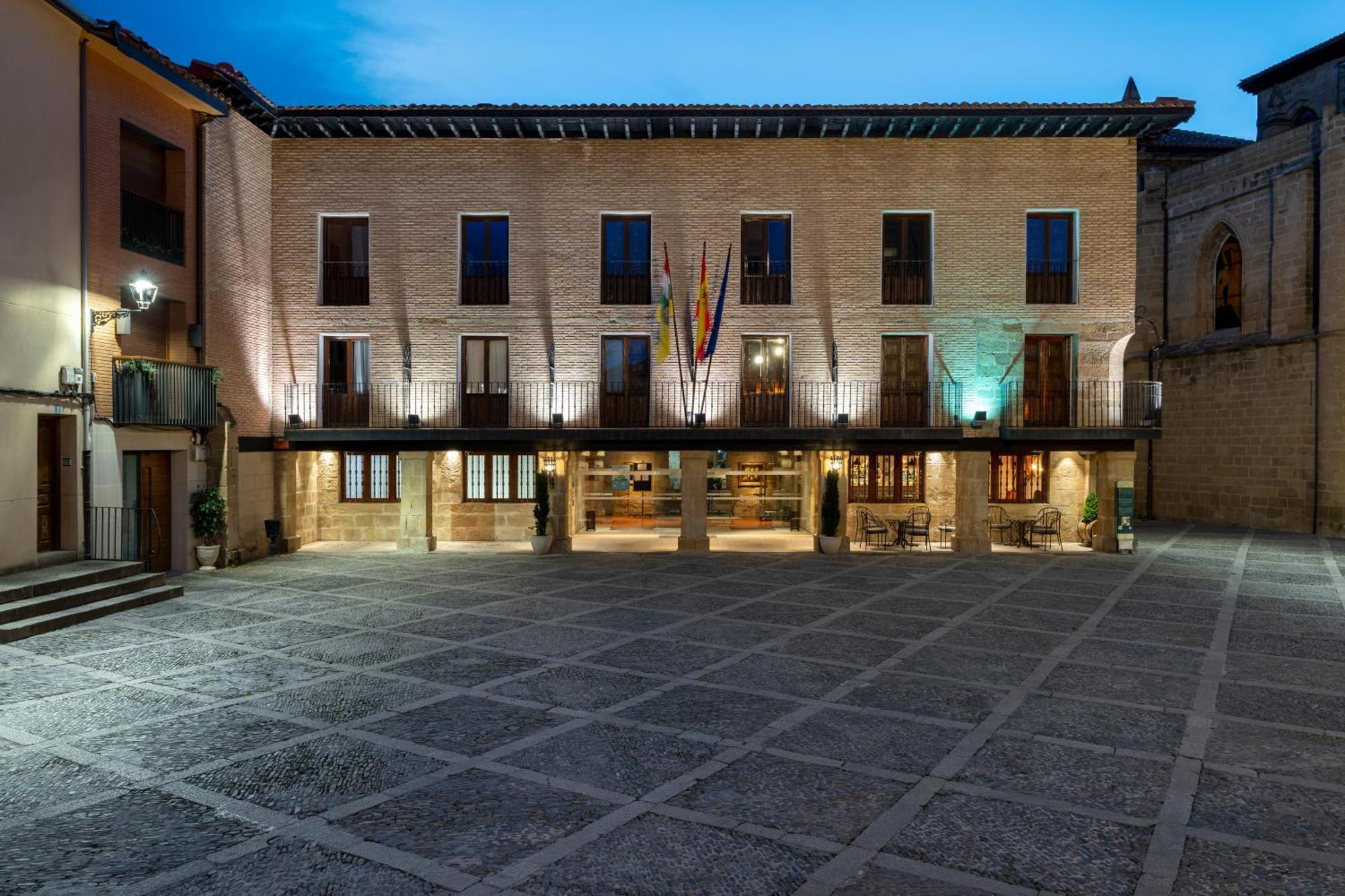 Parador De Santo Domingo De La Calzada Luaran gambar